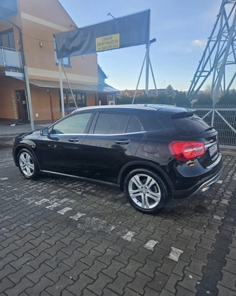 Mercedes-Benz GLA cena 90000 przebieg: 63000, rok produkcji 2016 z Pyrzyce małe 16